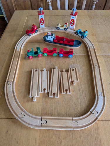 Brio wooden train - brio, track