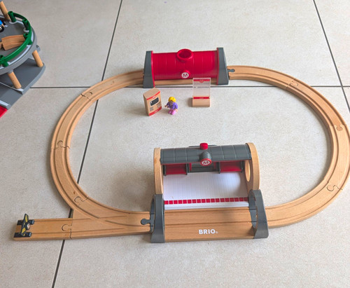 Brio wooden metro track set - track,