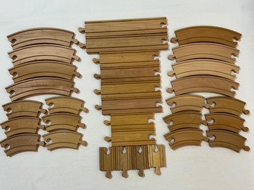 Wooden train track set x32 - train,