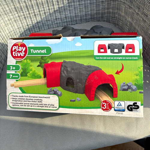 Playtive wooden train track - train,
