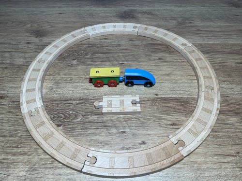 Brio wooden train track - train, set.