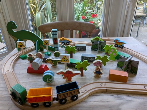 Wooden dinosaurs train set - wooden,