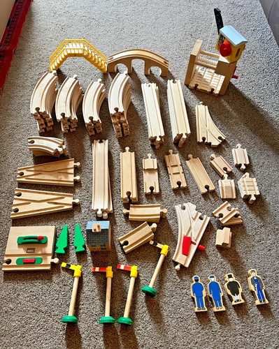 Piece brio wooden railway - 72,